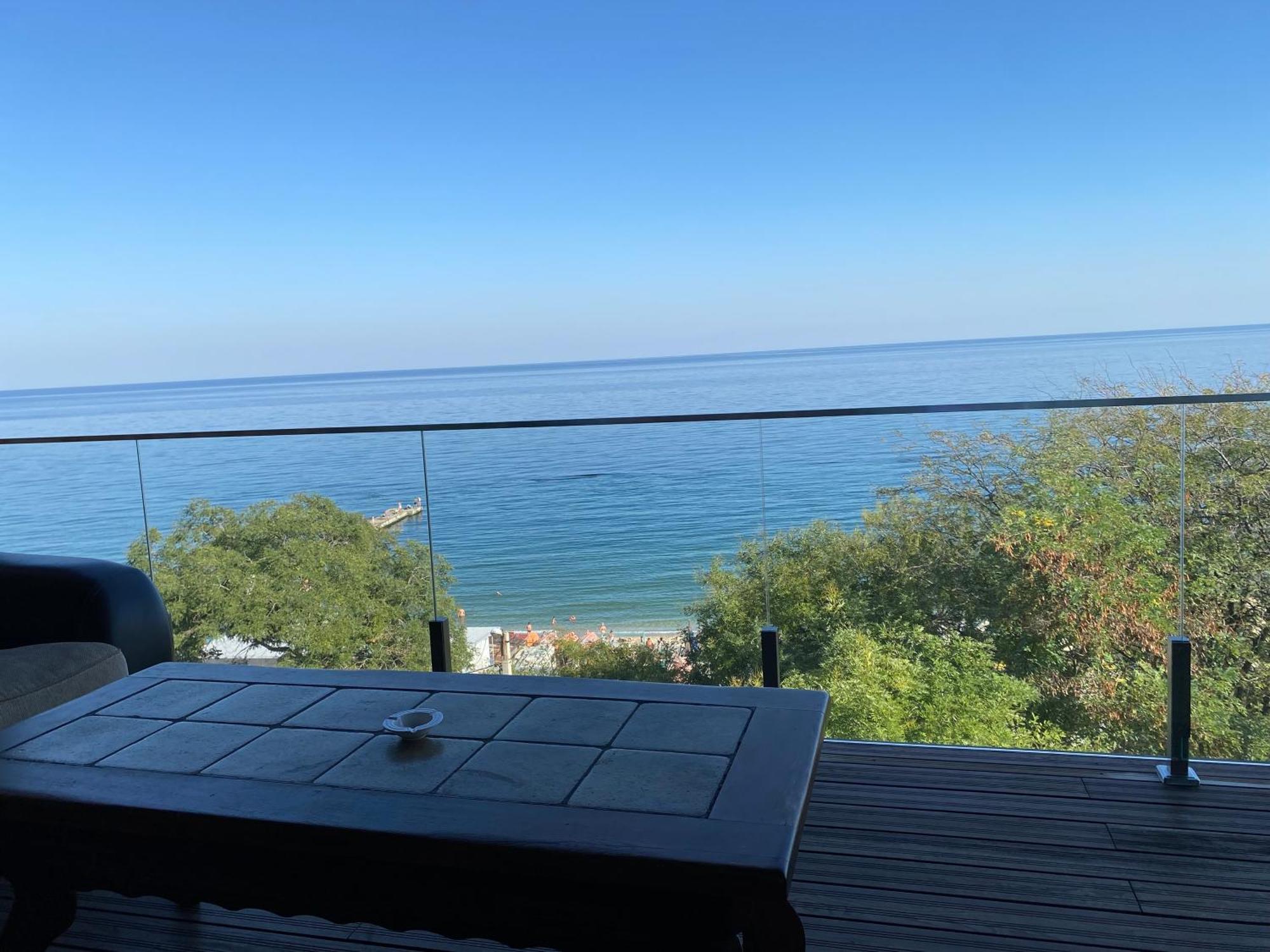 Apartments near the sea Odesa Exterior photo
